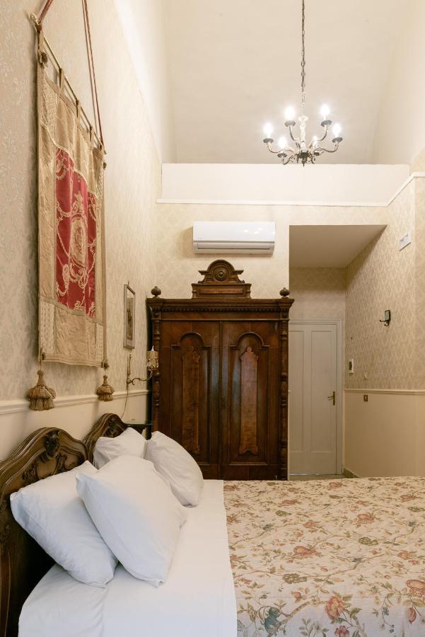 Carafa Di Maddaloni Residenza Di Charme 3* Neapel