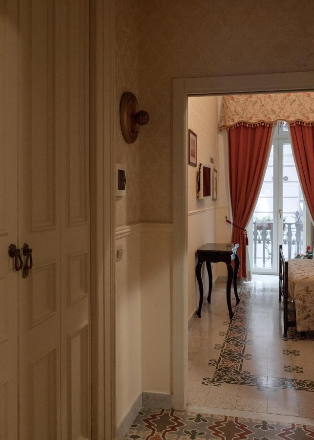 Pensión Carafa Di Maddaloni Residenza Di Charme Nápoles