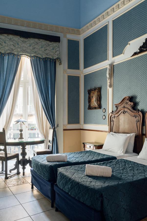 Carafa Di Maddaloni Residenza Di Charme Gasthof 3*